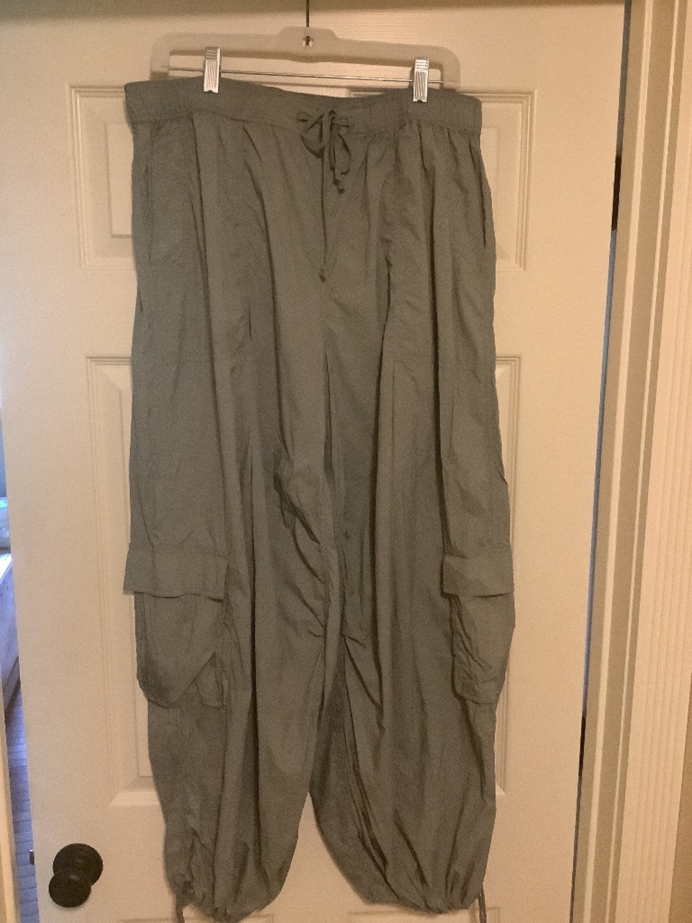 Parachute pants